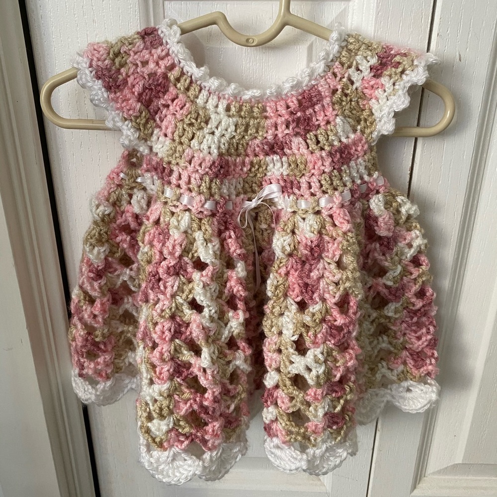 New 0 to 6 month baby dress. Handmade! - Picture 8 of 8